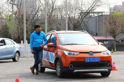 e起試駕 解鎖春日一站式購車新體驗，讓汽車陪駕服務成為你的專屬向導